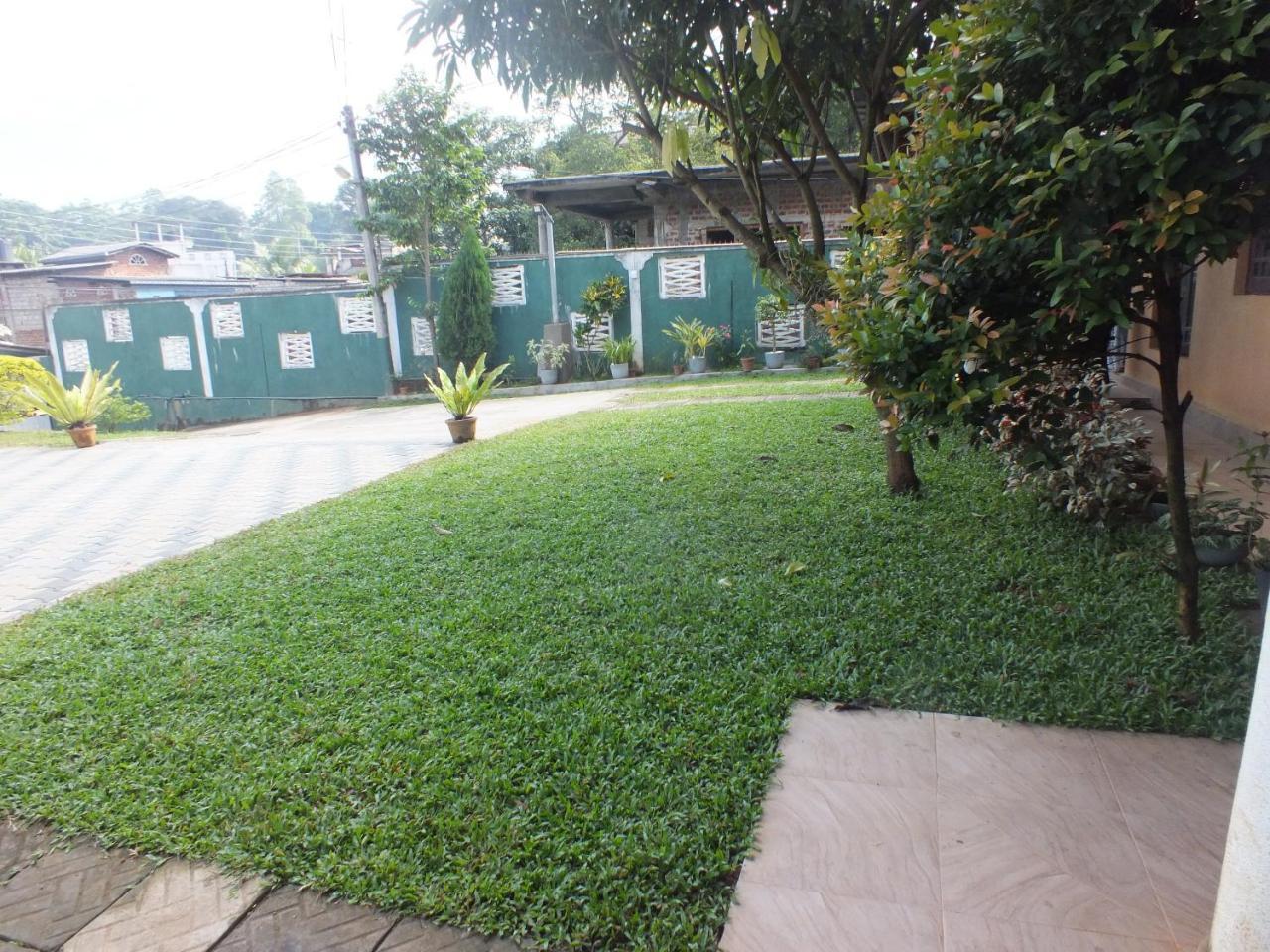 Hillsview Rest & Guest House Matale Kültér fotó